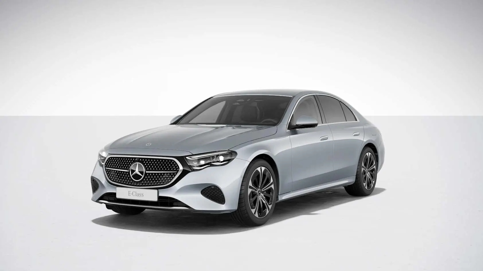 e class cropped avantgarde