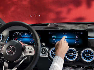 mercedes benz glb x247 interior cockpit hotspot mbux