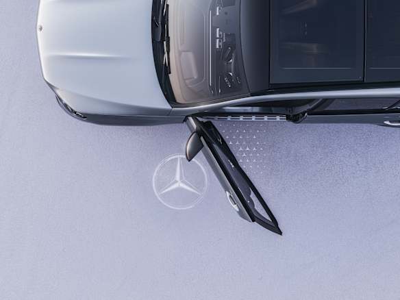 mercedes benz gle suv v167 exterior highlights hotspot ambient lighting