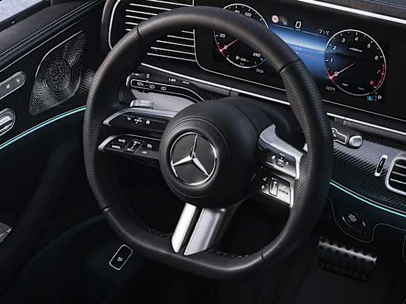 mercedes benz gle suv v167 interior highlights front hotspot steering wheel