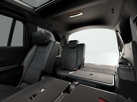 mercedes benz gls suv x167 interior hotspot loading space variability
