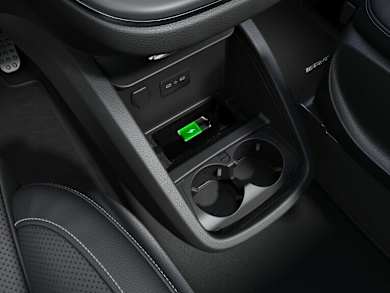 mercedes benz v class front wireless charging system for mobile devices sspip152271