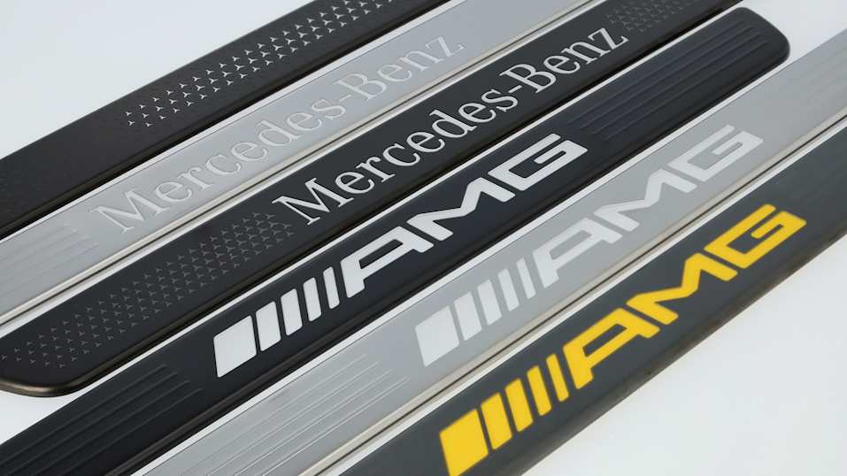 vehicle assessoires amg cover overview